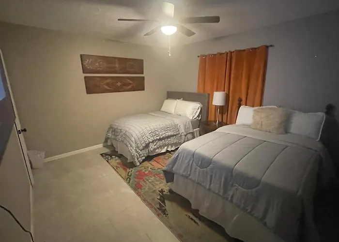 4Br Family Getaway, Pets Welcome, Self Check In!