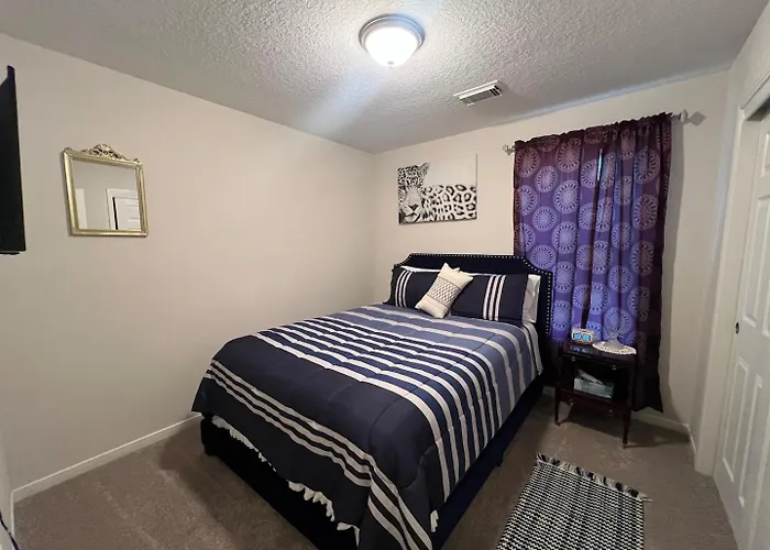 3Br, 2B - Near Iah - Family Ready, Spacious